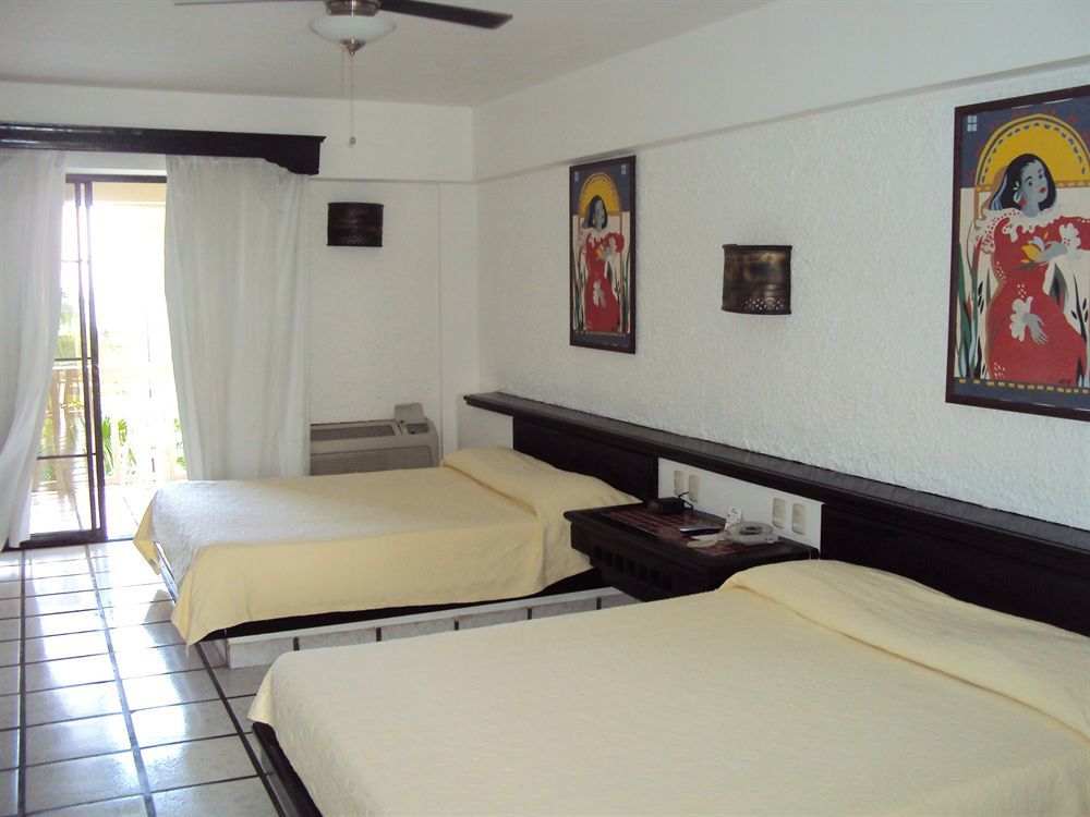 Coral Costa Caribe Beach Resort Juan Dolio Exterior photo