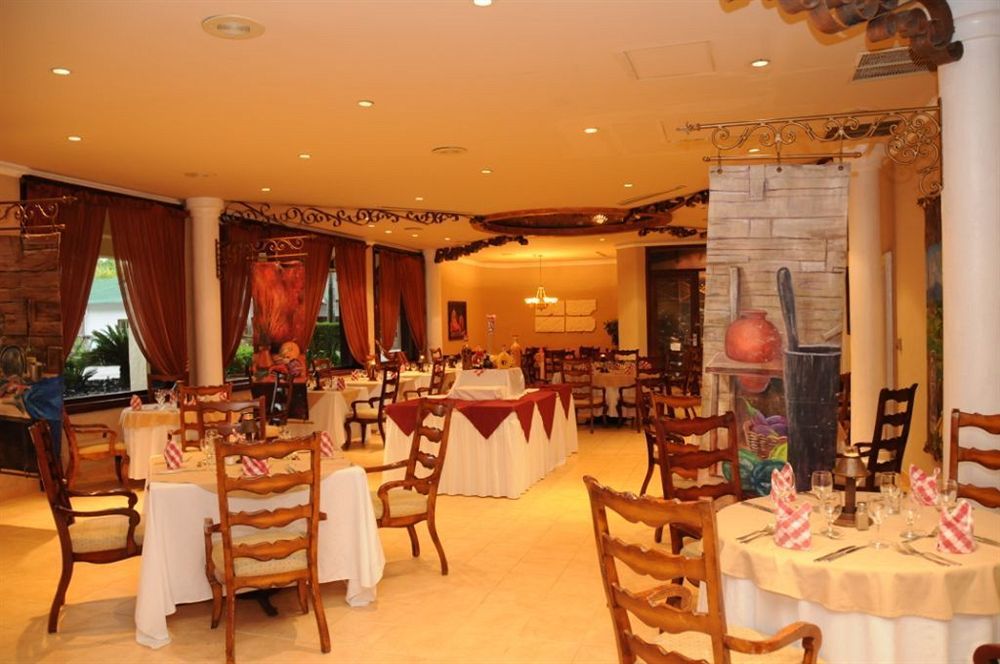 Coral Costa Caribe Beach Resort Juan Dolio Exterior photo